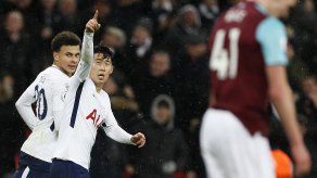 Son anota al final; Tottenham empata ante West Ham