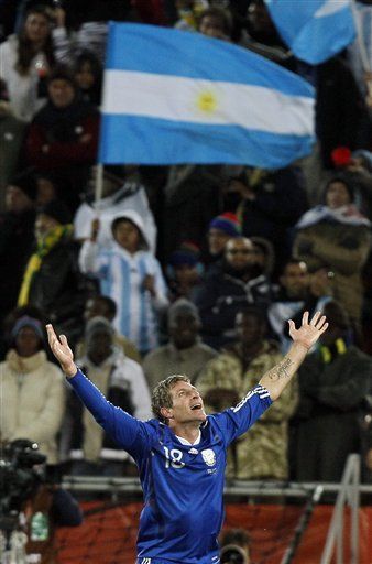 Mundial: Palermo anota su primer gol en un Mundial