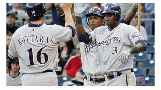 MLB: Cerveceros 8, Piratas 1, 1er partido; Narveson blanquea