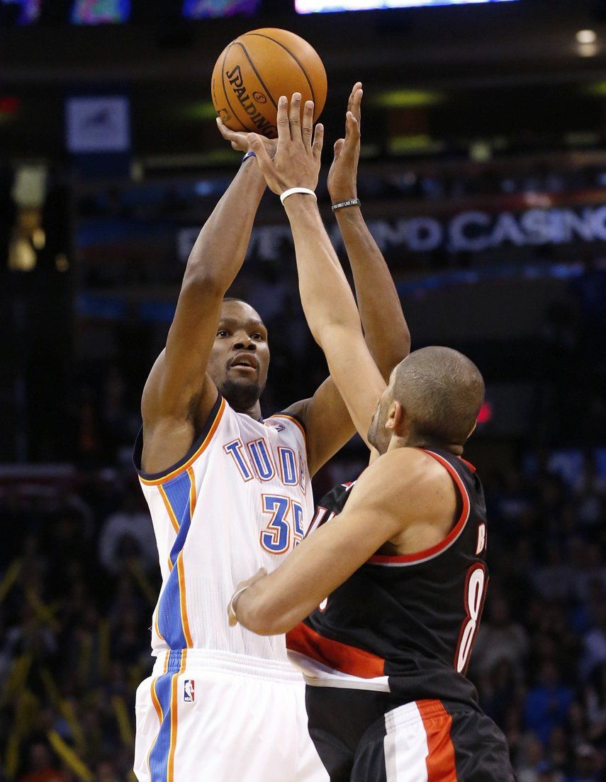 Un imparable Durant anota 46 en triunfo de Thunder