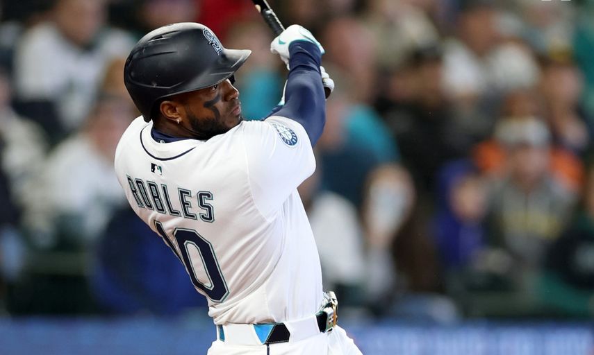 MLB: Jardinero Victor Robles lanza bate a lanzador en partido de Triple A