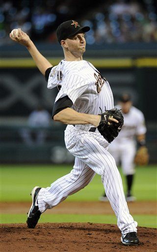 Astros relegan a Happ y ponen a Del Rosario entre lesionados