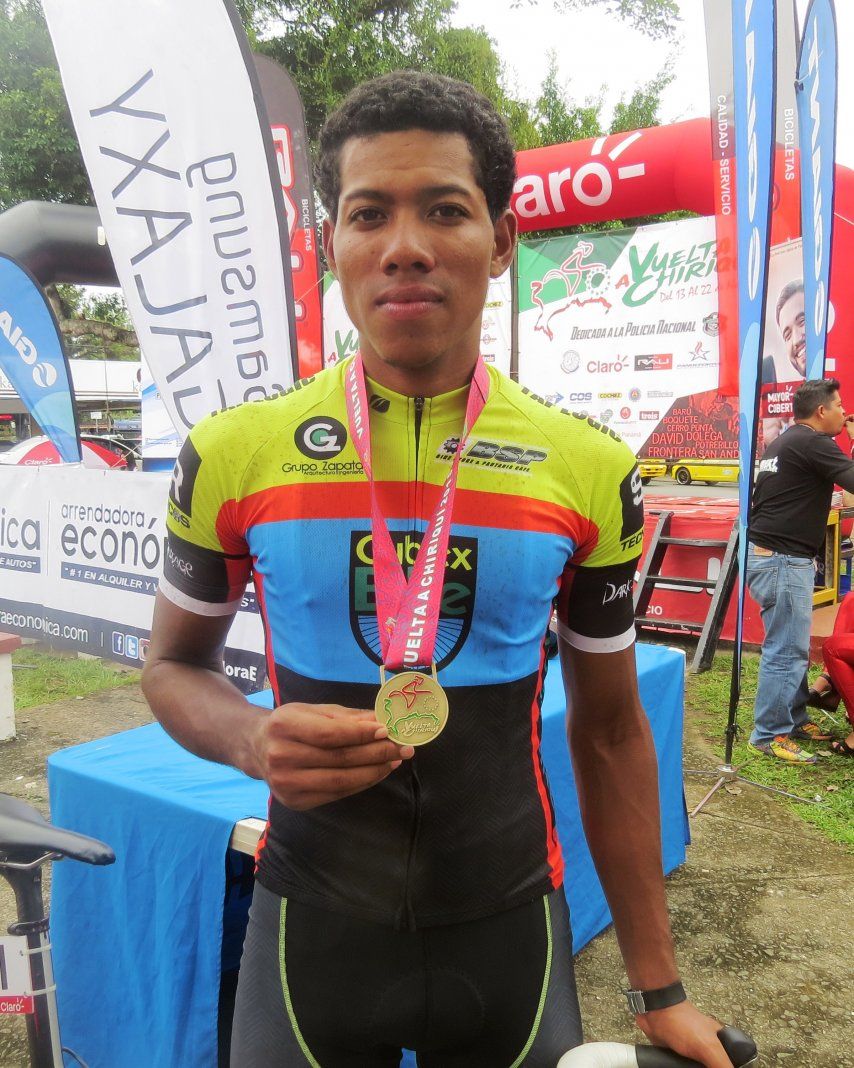 Panameño Jurado gana etapa 5