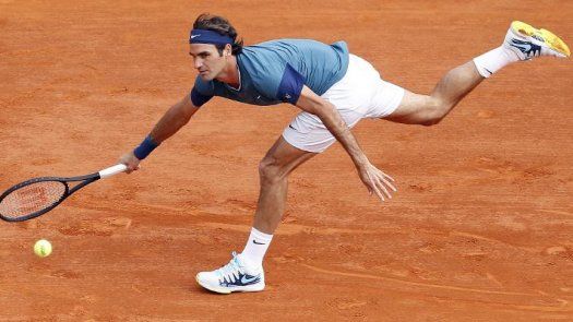Federer vence a Djokovic y avanza a la final de Montecarlo