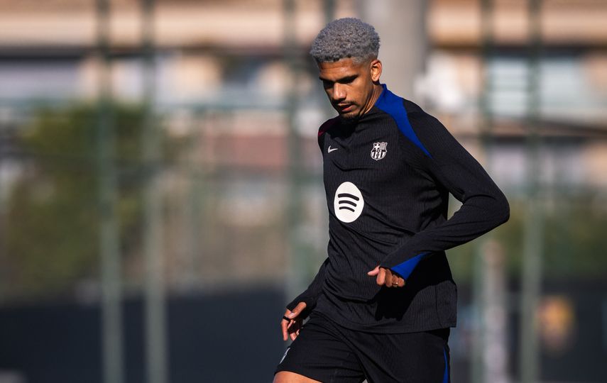 Champions League: Ronald Araujo vuelve a una convocatoria con el FC Barcelona