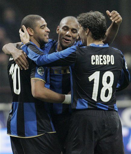 Adriano vuelve a saborear el campeonato italiano