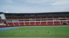 La cancha del Rommel Fernández no estaría lista para septiembre