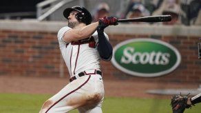 Duvall pega 3 jonrones; Bravos anotan 29 carreras