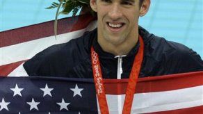 Bush felicita a Michael Phelps