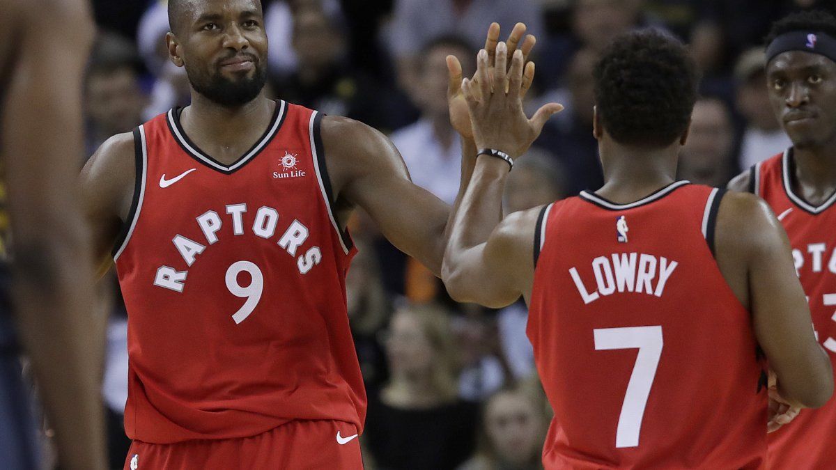 Raptors completan barrida aplastando a Warriors 113-93