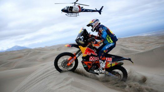 Quintanilla retoma liderato del Dakar en motos, Loeb acecha en autos