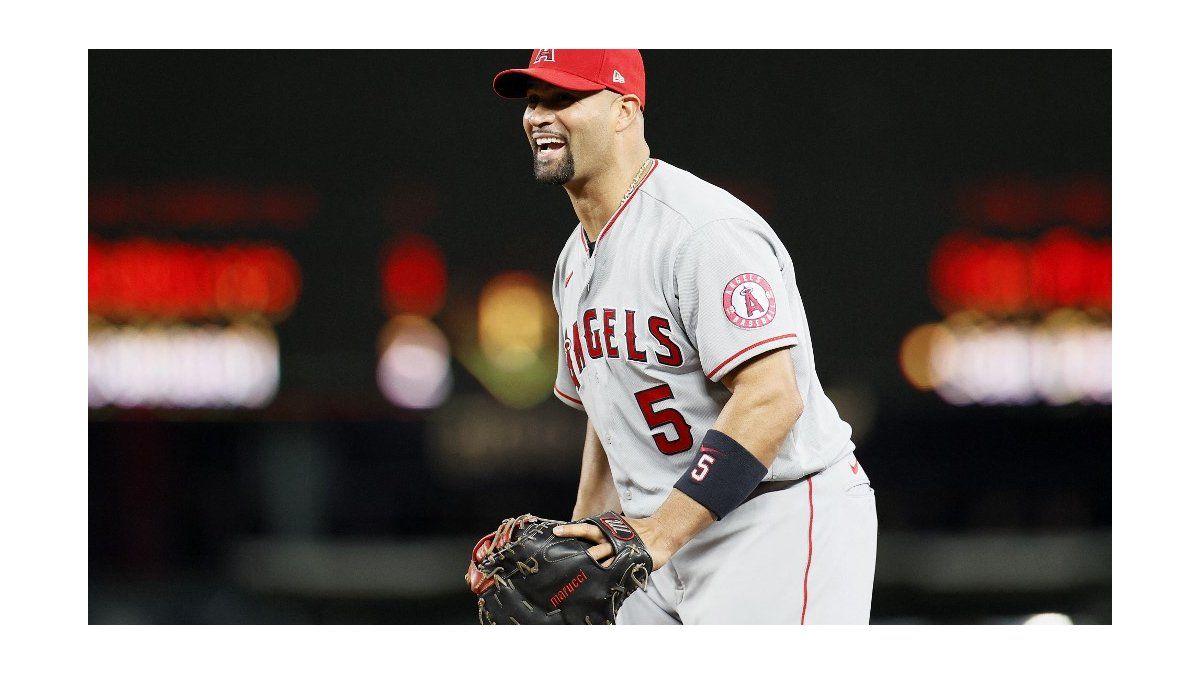 Dodgers completan fichaje del astro dominicano Albert Pujols en las Grandes Ligas