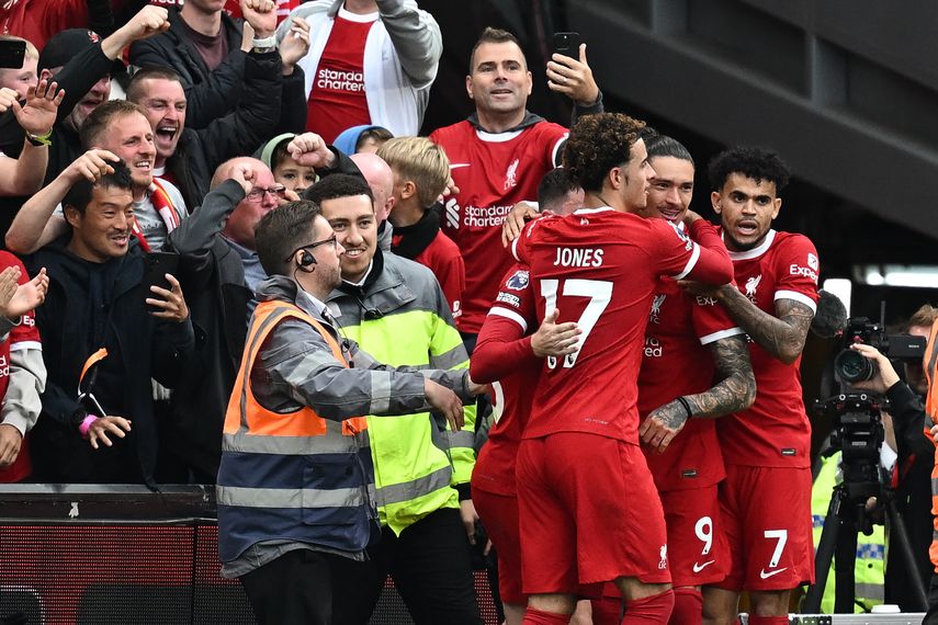 Liverpool le gana al West Ham y es segundo en Premier League