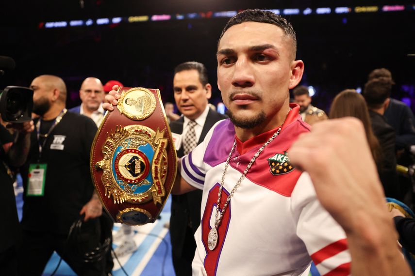 Teófimo López buscará choque ante Terence Crawford o Jaron Ennis en el 2025
