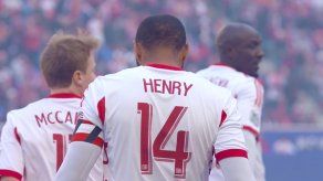 Thierry Henry deja el fútbol y será asesor de un canal de TV