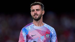 Miralem Pjanic deja el Barcelona y ficha por el Sharjah FC