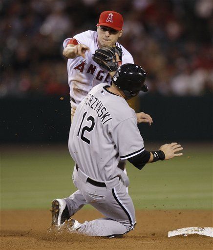 MLB: Angelinos 2, Medias Blancas 0