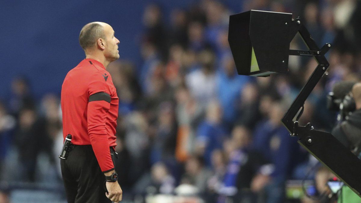 El VAR y la evolución tecnológica en el fútbol