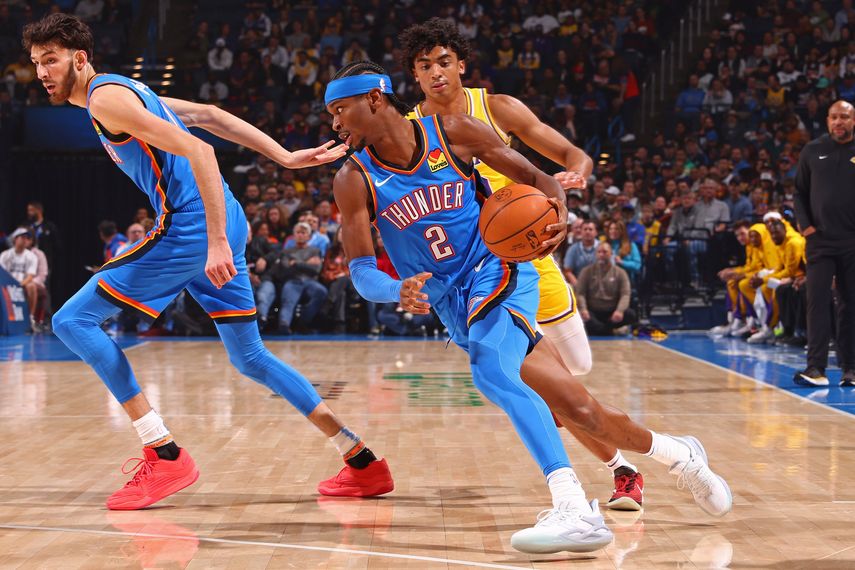 NBA: Los jóvenes Thunder ganan duelo cómodamente ante Lakers