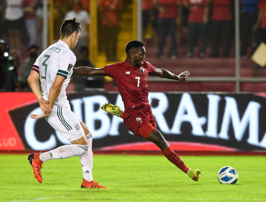 México recibe a Panamá en eliminatorias.