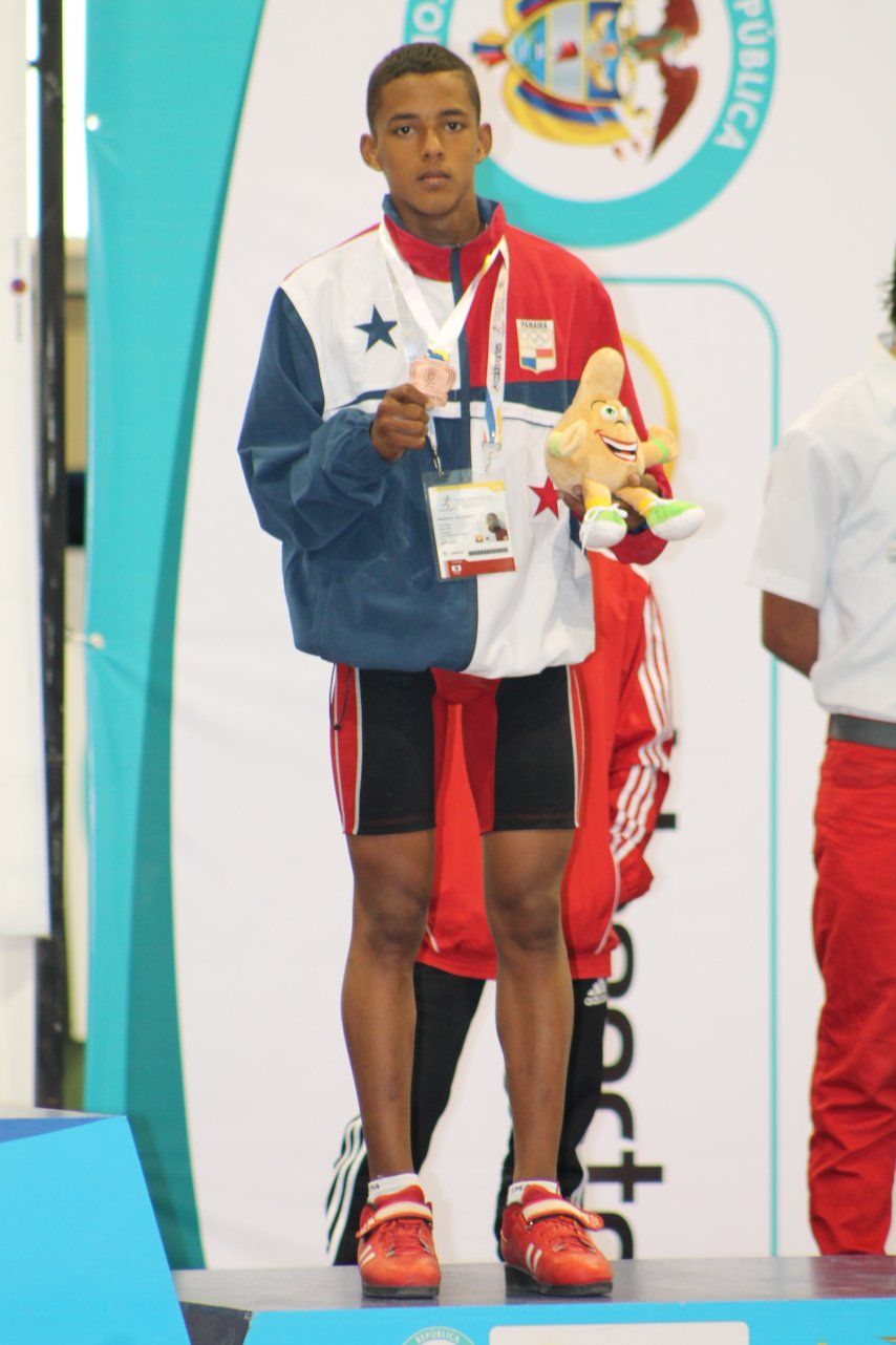 Disciplinas de pesas, vallas y baloncesto consiguen bronce en los JEDECAC