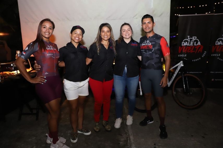 &nbsp;Dale la Vuelta Coclé 2023 presenta indumentaria oficial