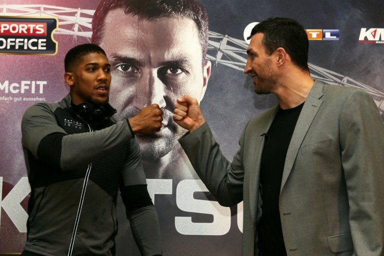 Joshua espera convertirse en leyenda venciendo a Klitschko