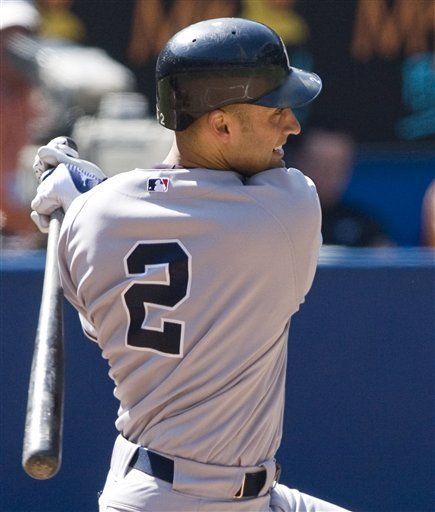 MLB: Yanquis 6, Azulejos 4; Pettitte vence en 4ta apertura en fila