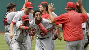 Ervin Santana se venga de los Indios y los deja sin hit