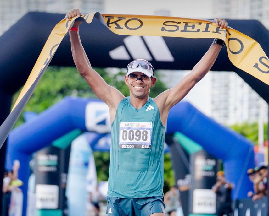 Panameño Jorge Castelblanco