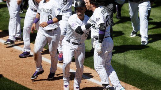 Tras riña, Rockies se imponen a Padres