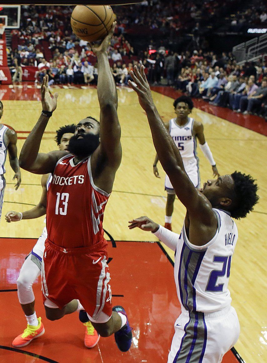 Harden suma 34, Rockets ganan 4to seguido al vencer a Kings