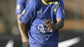 Robinho dice que error del Chelsea arruinó su traspaso a Blues