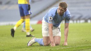 De Bruyne podría volver con el Manchester City