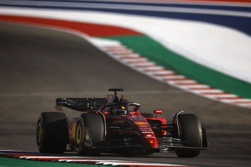 Charles Leclerc y Sainz Jr. los más rápidos en los primeros ensayos libres de Austin