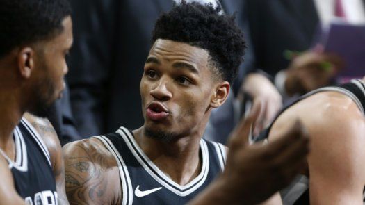 Los Spurs, sin Ginóbili ni Parker... y ahora tampoco sin base titular