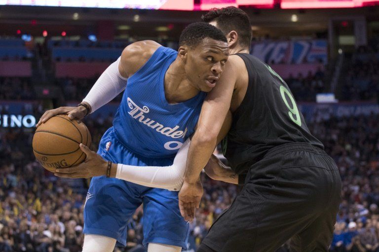 Westbrook da la victoria a Oklahoma y los Cavaliers ganan a Warriors
