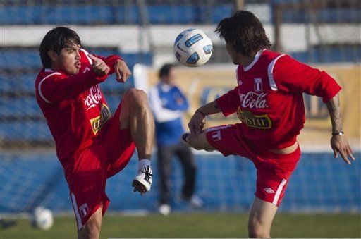 América: Puedo perder con todos menos con Chile, dice Vargas