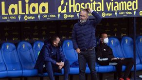 El Cádiz destituye a su técnico Álvaro Cervera