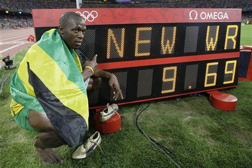 Un Bolt fabuloso sale de diversión y marca récord mundial