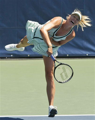 Sharapova avanza a cuartos de final en Stanford