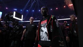 Terence Crawford y una épica entrada al escenario en el Allegiant Stadium el fin de semana