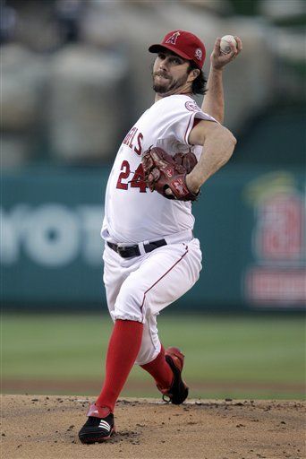 MLB: Angelinos 6, Yanquis 0; Haren vence a Sabathia