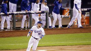 Zobrist firma por 4 años con Cachorros; Castro