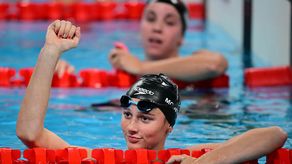 París 2024: Summer McIntosh conquistó su segundo oro con récord olímpico en 200 m mariposa