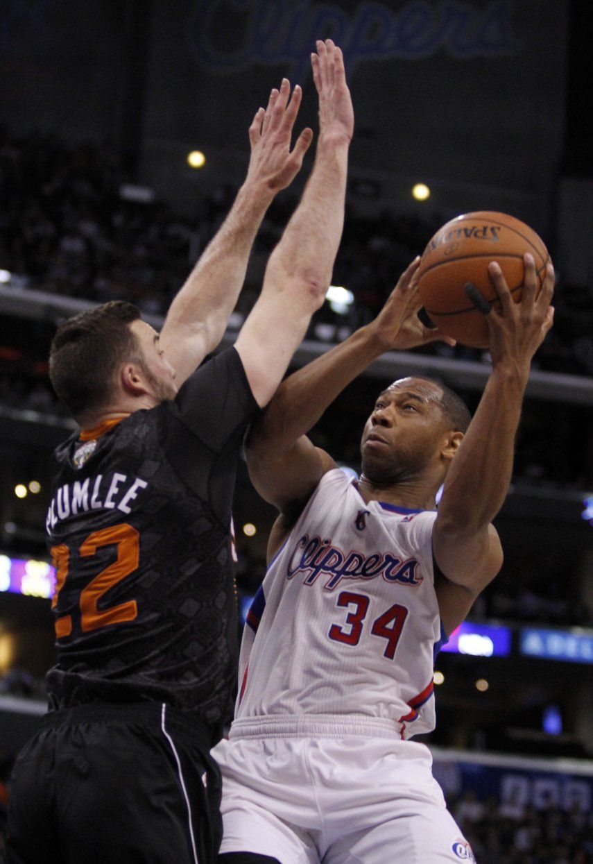 Griffin anota 37 y Clippers vencen a Suns