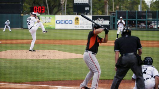 Manfred y Clark discuten reloj de pitcheos y ritmo de juego