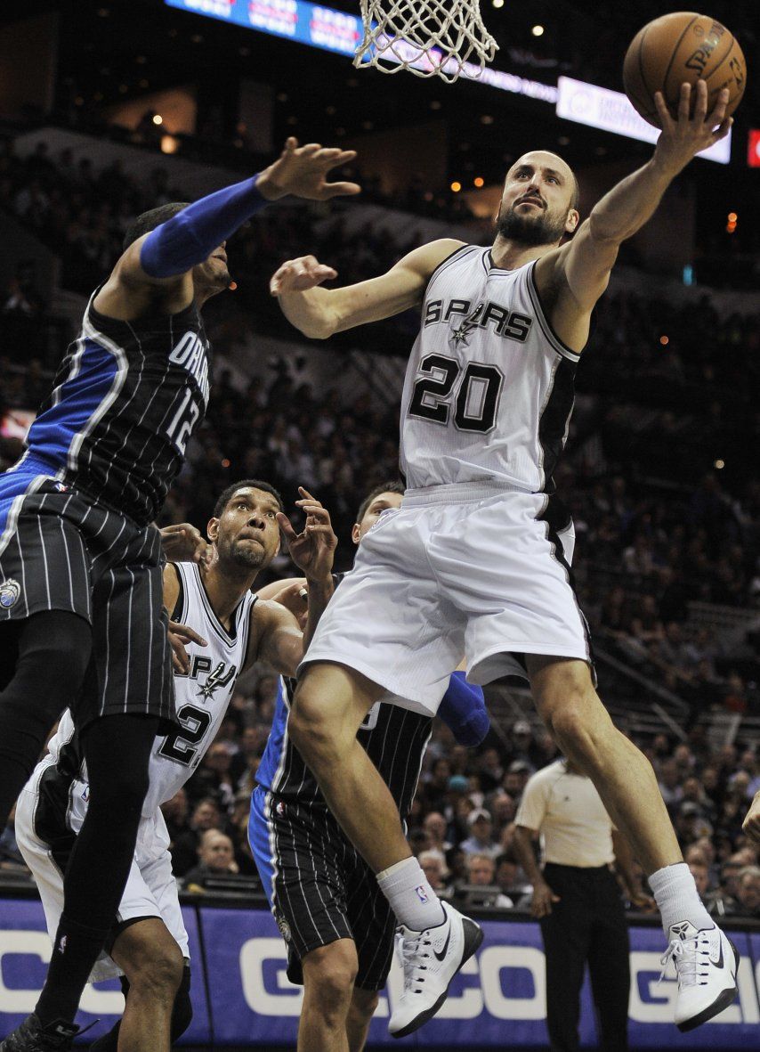 Spurs propinan al Magic décima derrota seguida