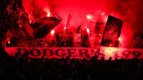 Autobús del Olympique de Lyon fue apedreado en su llegada al estadio de Marsella