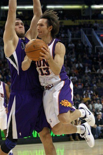 NBA: Suns 115, Kings 107; Nash anota 32